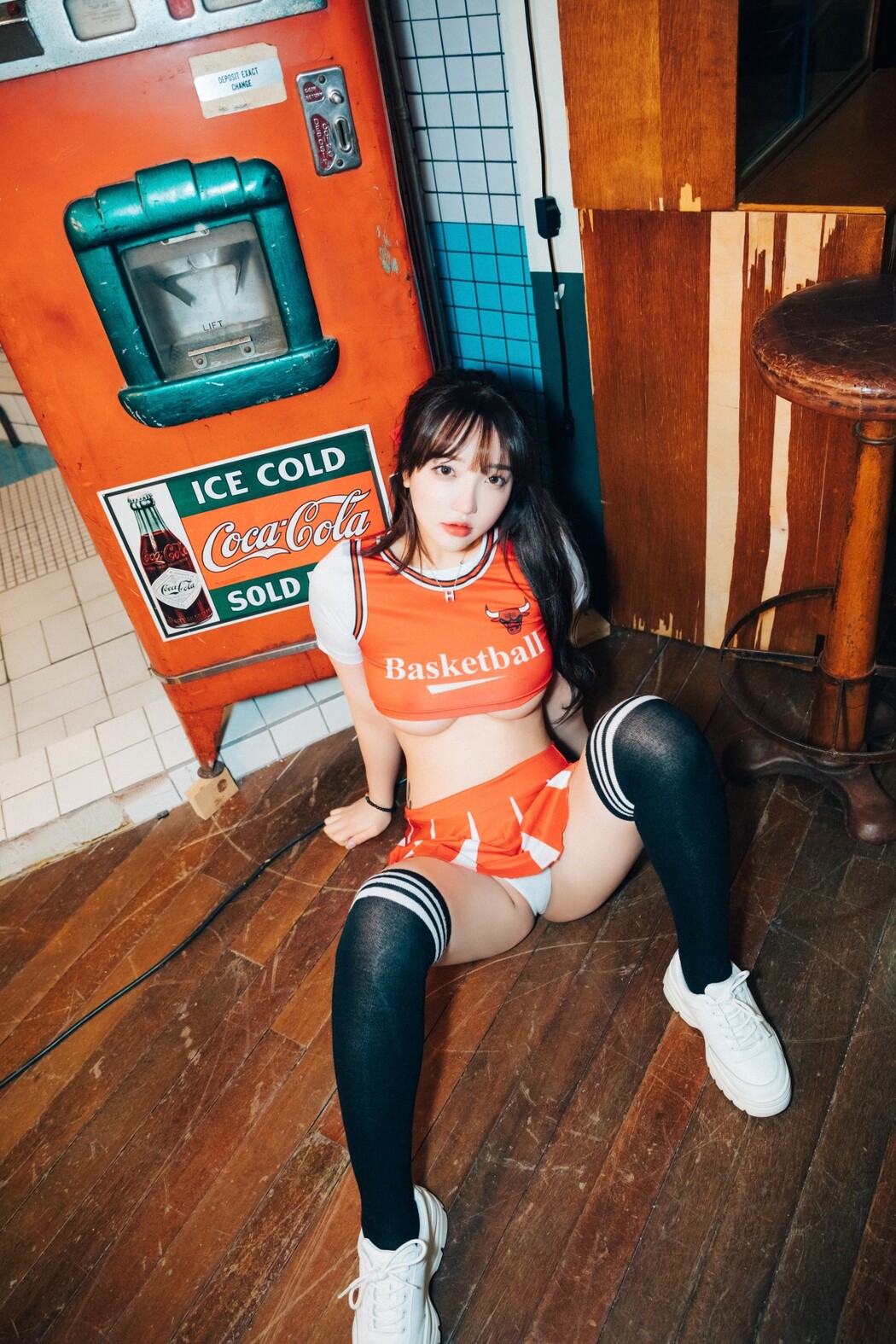 Loozy Son Ye-Eun 손예은 – Cheer Up