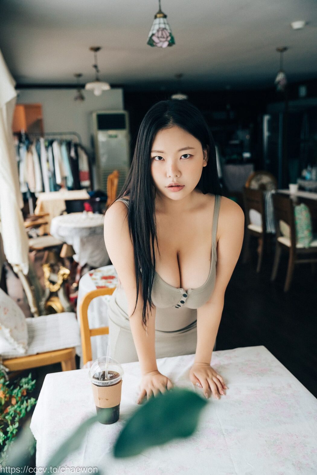 Loozy Ssunskey – Role Cafe B