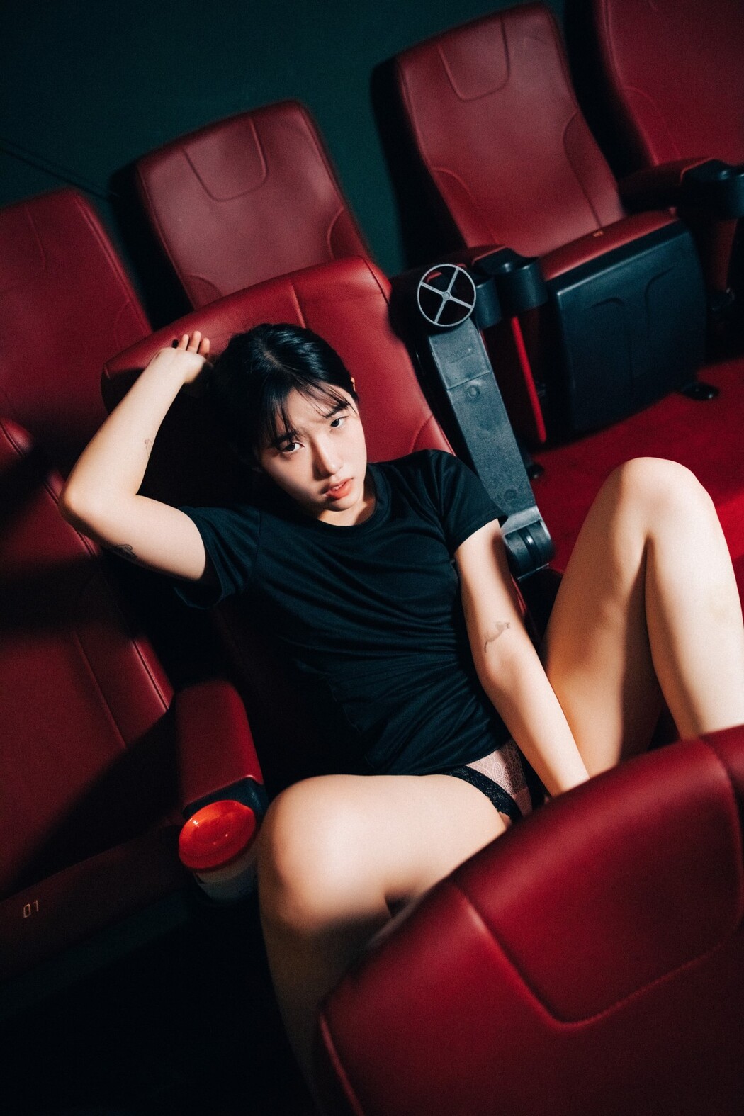 Loozy Sonson 손손 Cinema Girl S.Ver