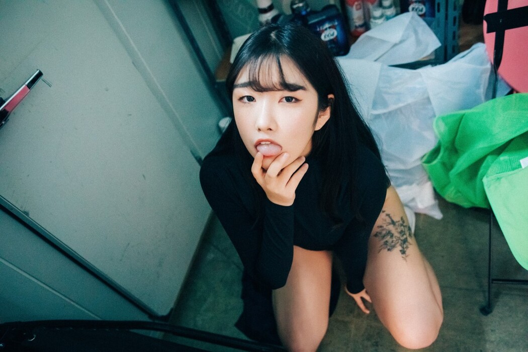 Loozy Sonson 손손 First Nipple Alba S.Ver B