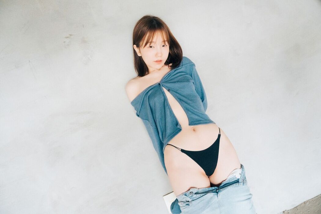 Loozy Yeri – Enjoying Outdoor Part1