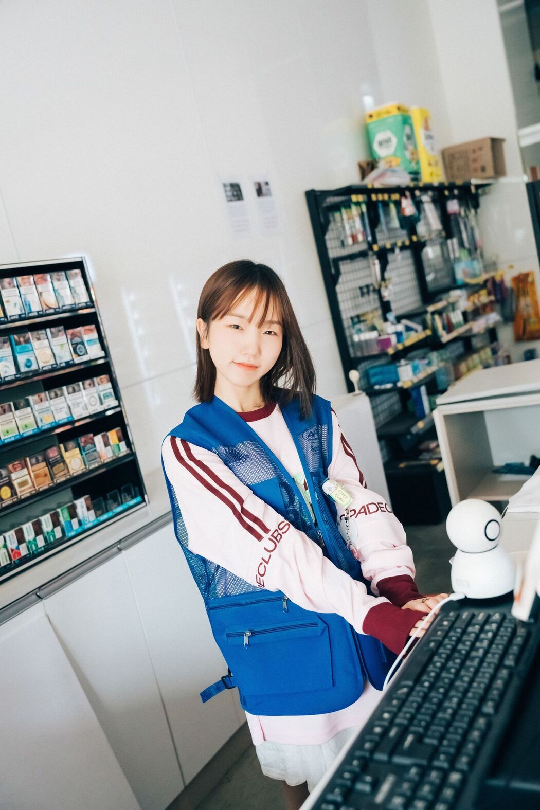 Loozy Yeri – Pocket Girl Alba A