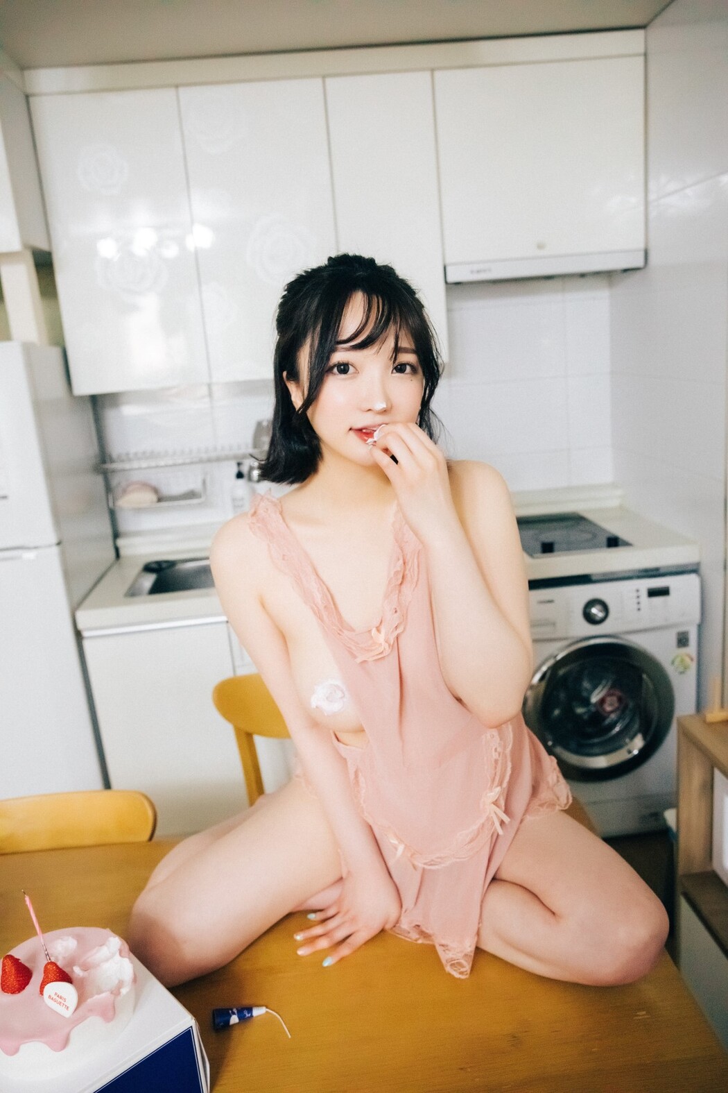 Loozy Son Ye-Eun 손예은 Happy Birthday S.Ver A