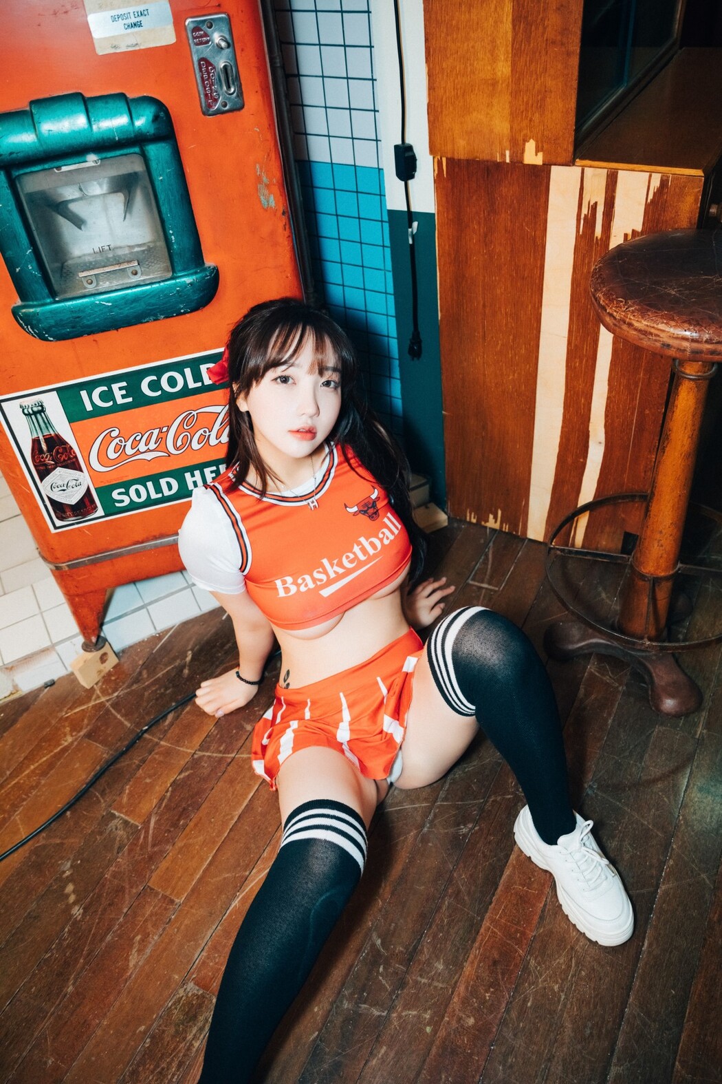 Loozy Son Ye-Eun 손예은 – Cheer Up