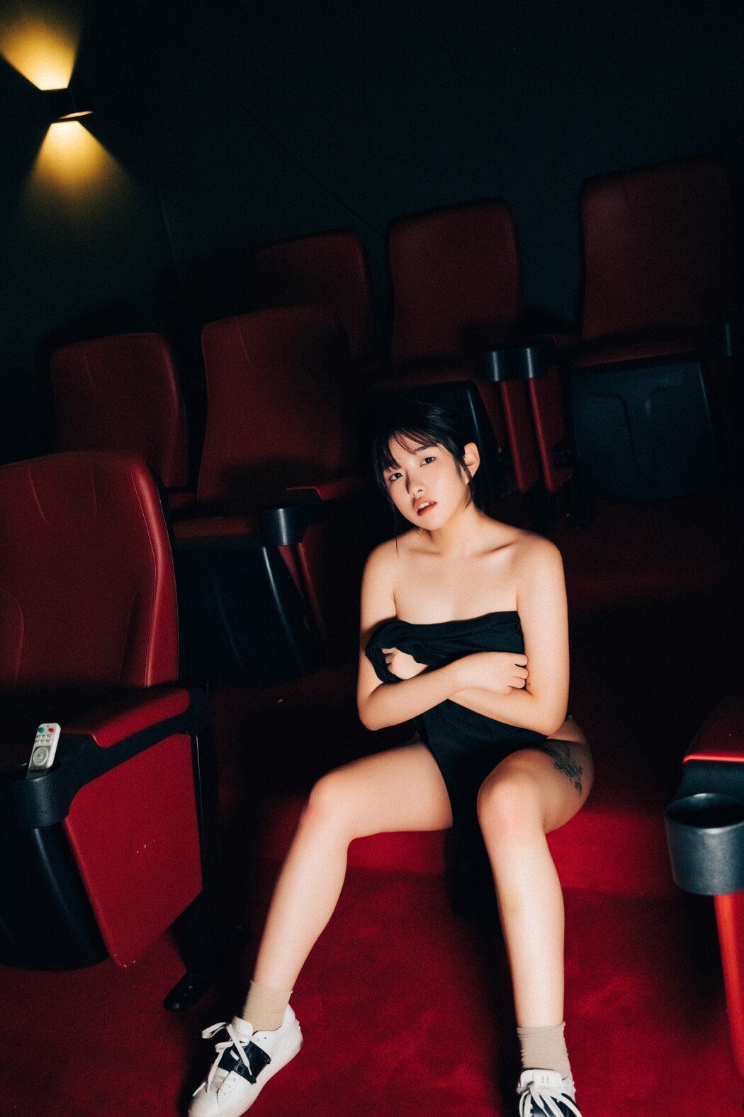 Loozy Sonson 손손 Cinema Girl S.Ver