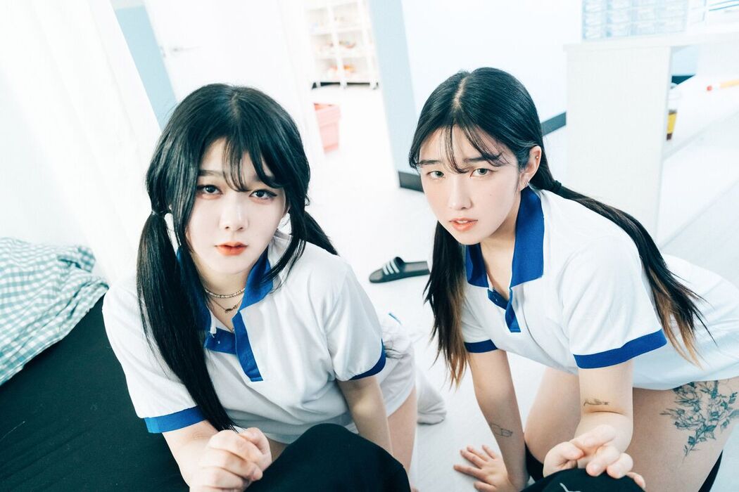 Loozy Sonson 손손 x Zia 지아 – Bitch Academy B