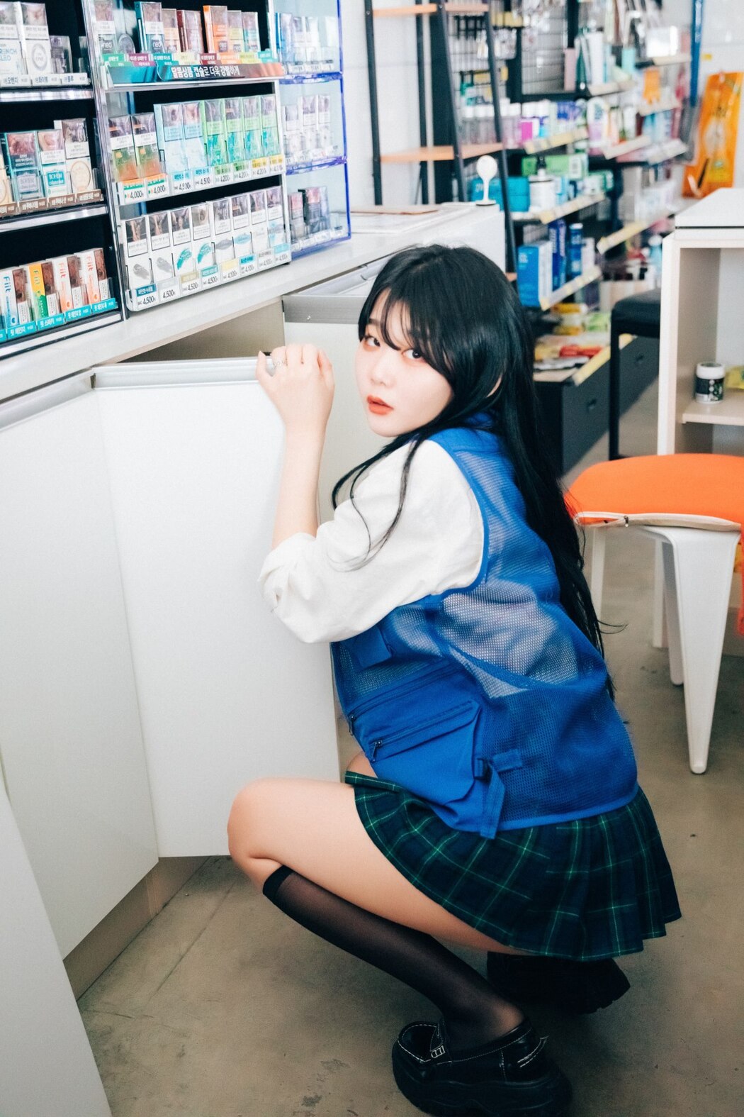 Loozy Zia 지아 – Part Timer S.Ver B