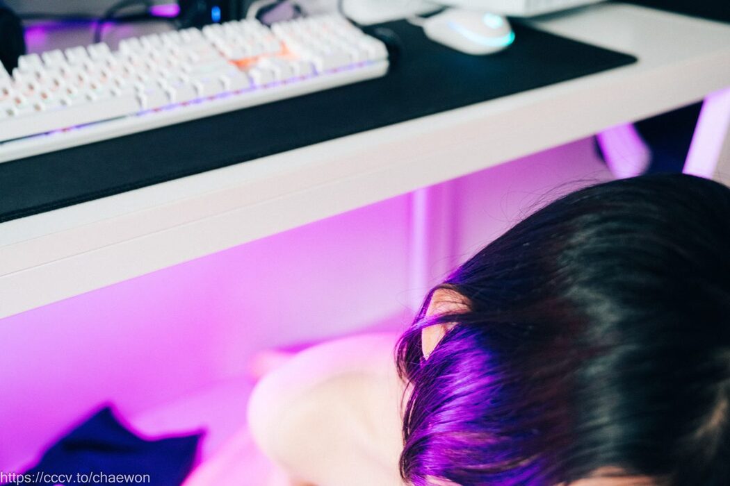 Loozy Zia 지아 – PC Room With SP B