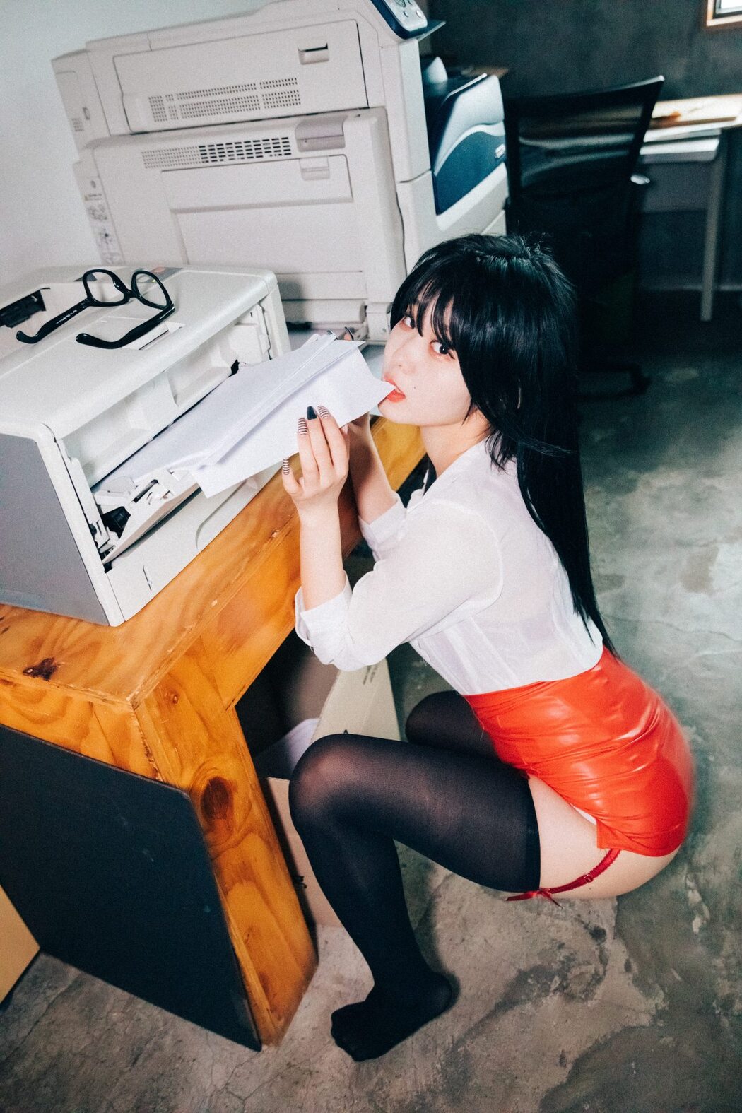 Loozy Zia 지아 – Office slave B