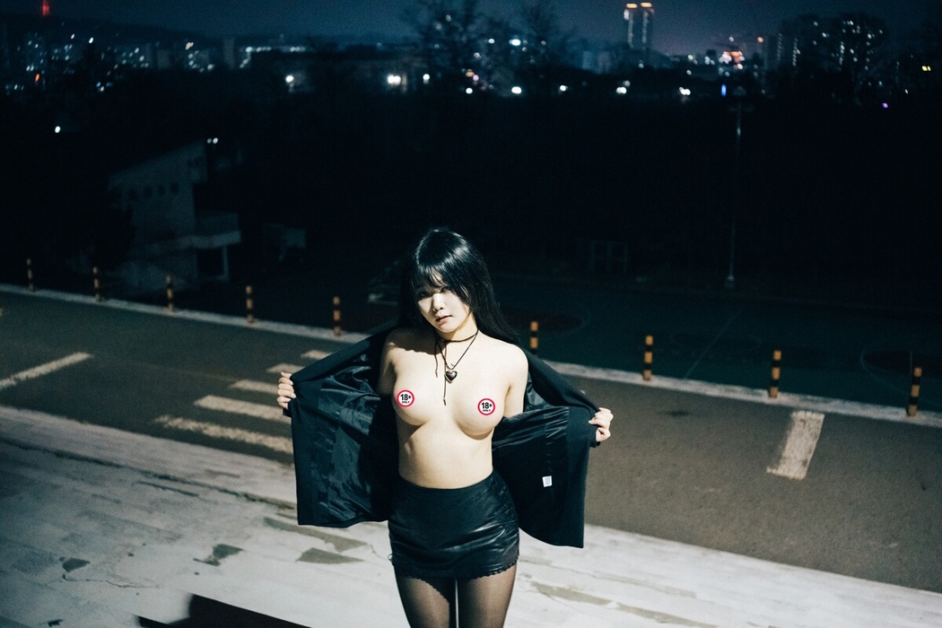 Loozy Zia 지아 – XXX At Night Road A