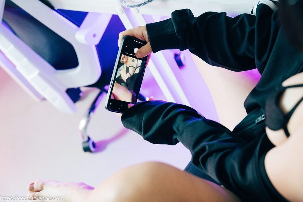 Loozy Zia 지아 – PC Room With SP A