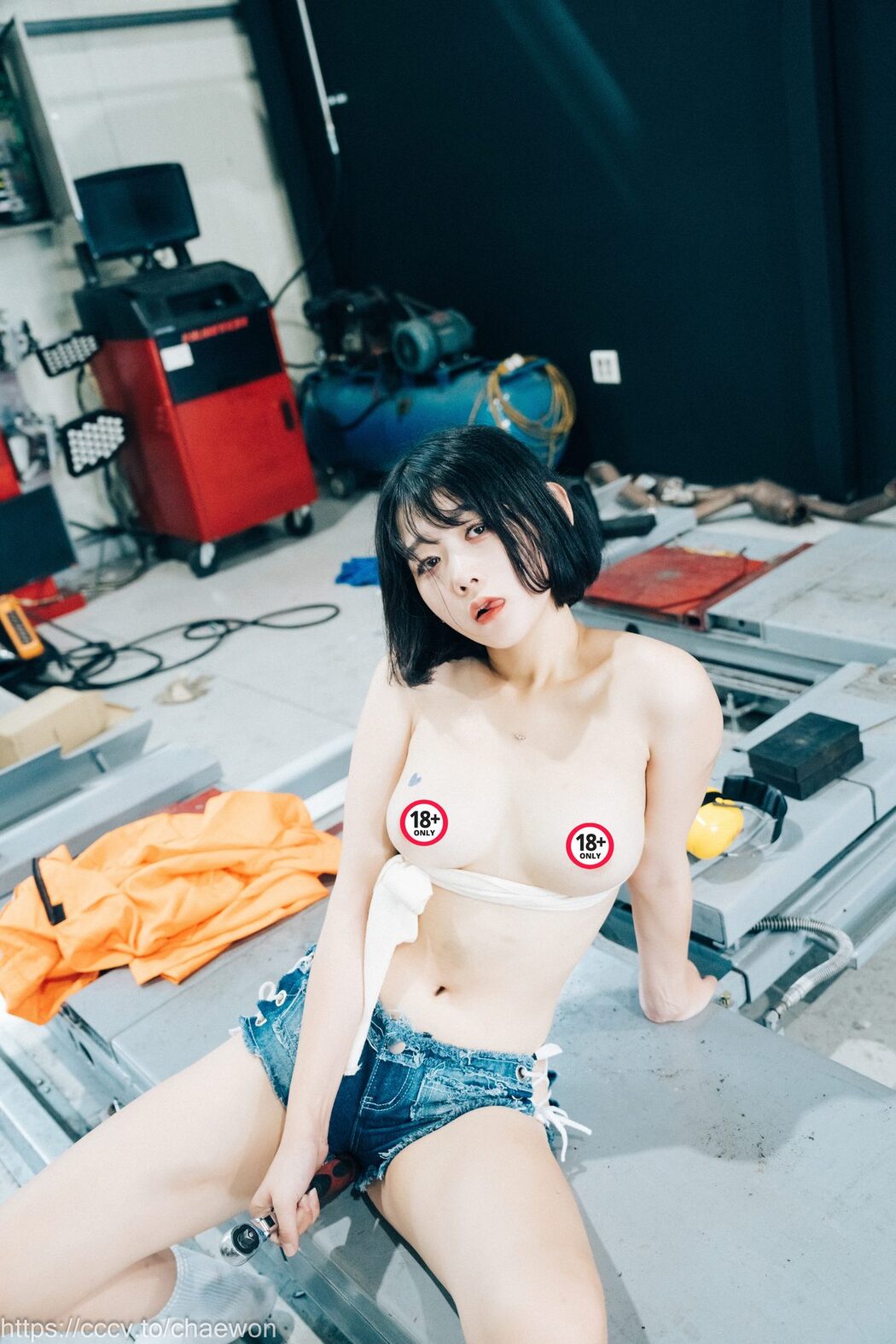 Loozy Zia 지아 – Garage Girl B