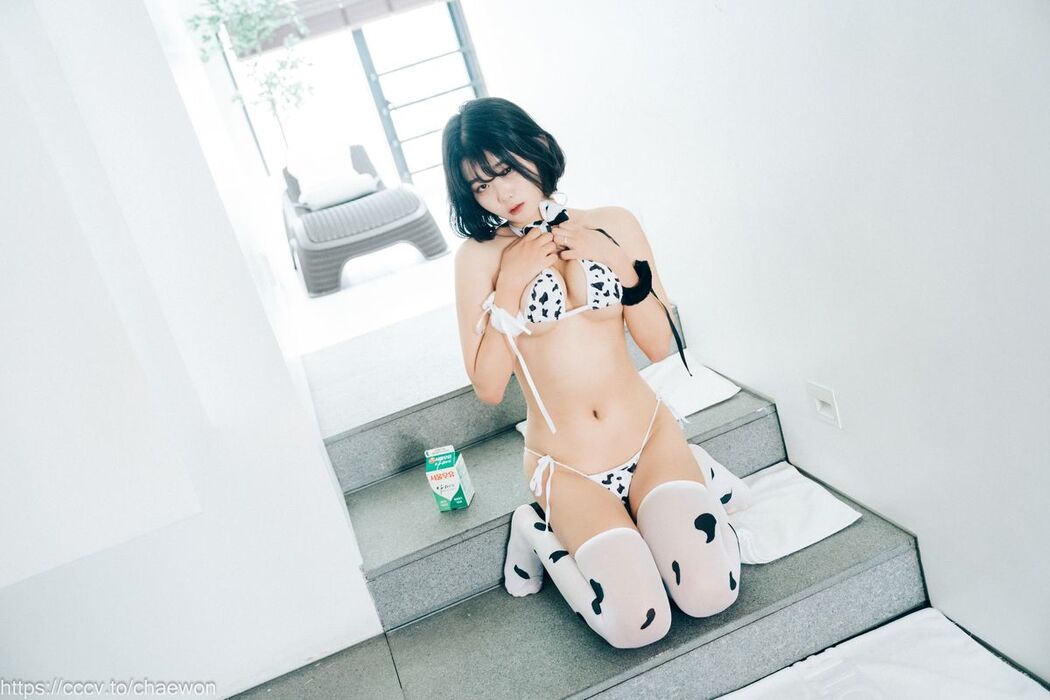 Loozy Zia 지아 – Milking A