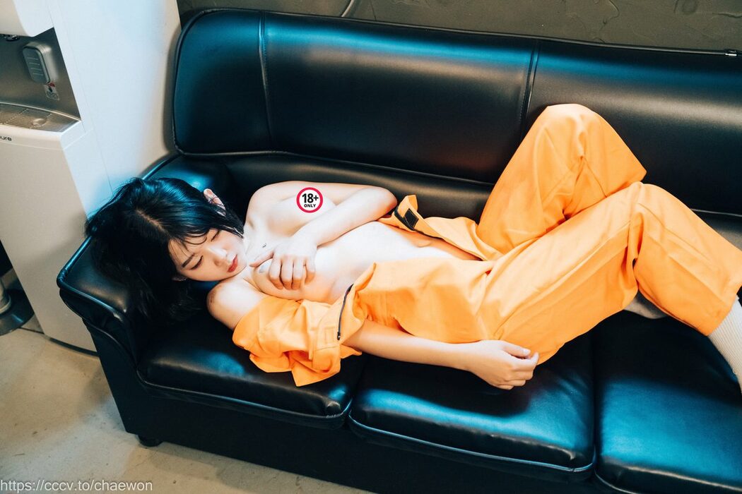 Loozy Zia 지아 – Garage Girl B