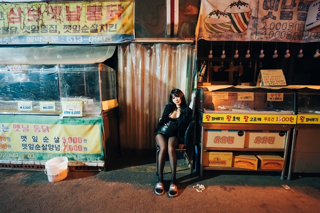 Loozy Zia 지아 – XXX At Night Road B