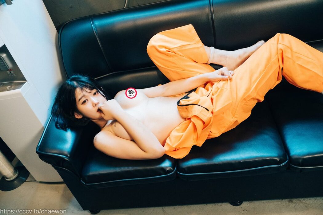 Loozy Zia 지아 – Garage Girl B