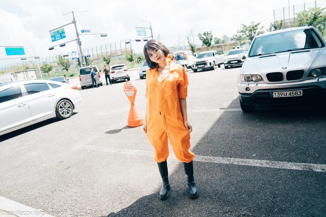 Loozy Zia 지아 – Garage Girl B