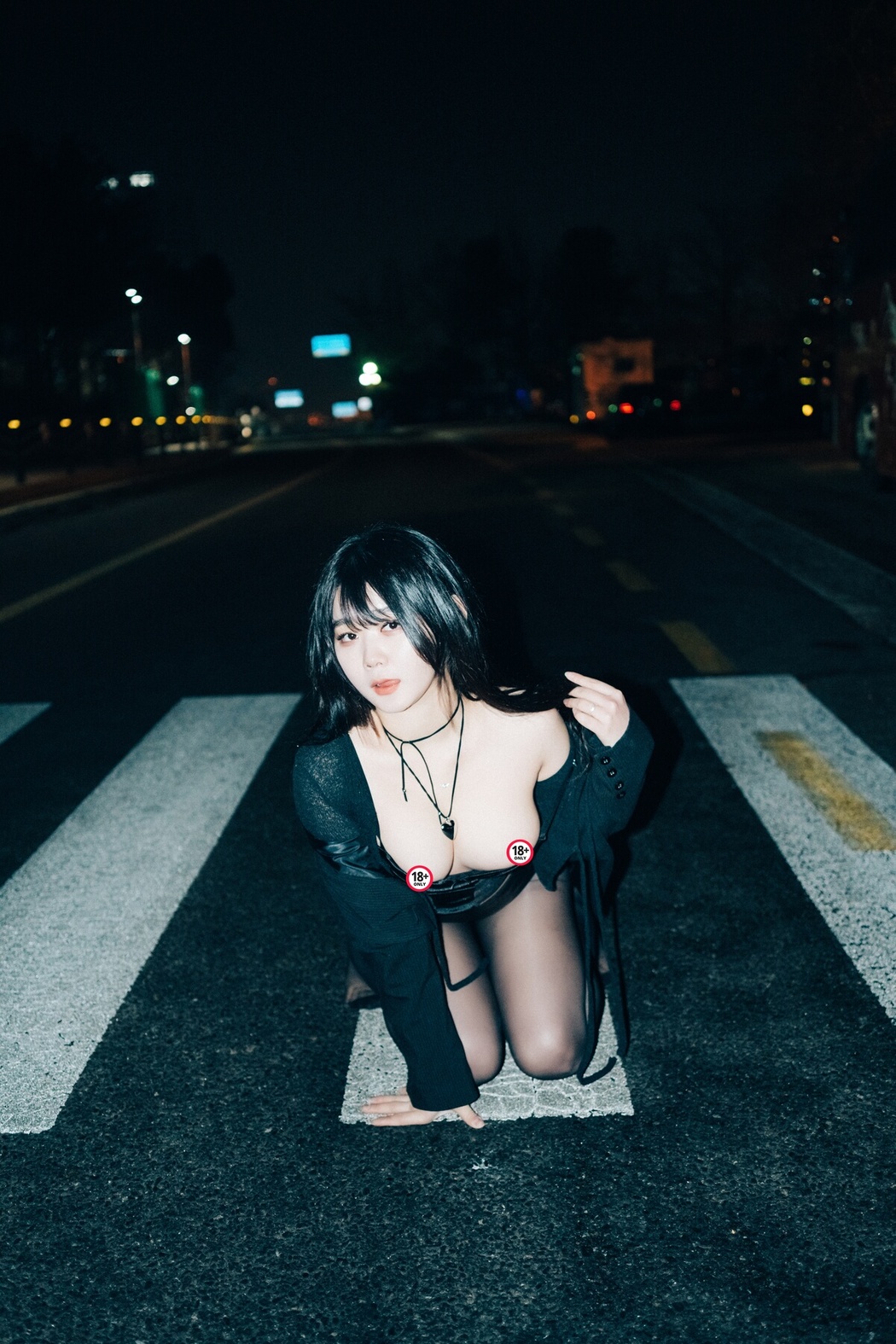 Loozy Zia 지아 – XXX At Night Road A
