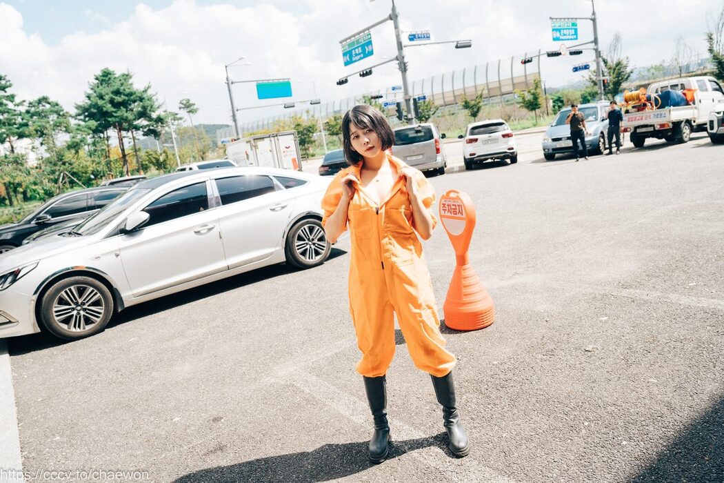 Loozy Zia 지아 – Garage Girl B