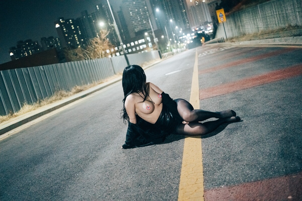 Loozy Zia 지아 – XXX At Night Road A