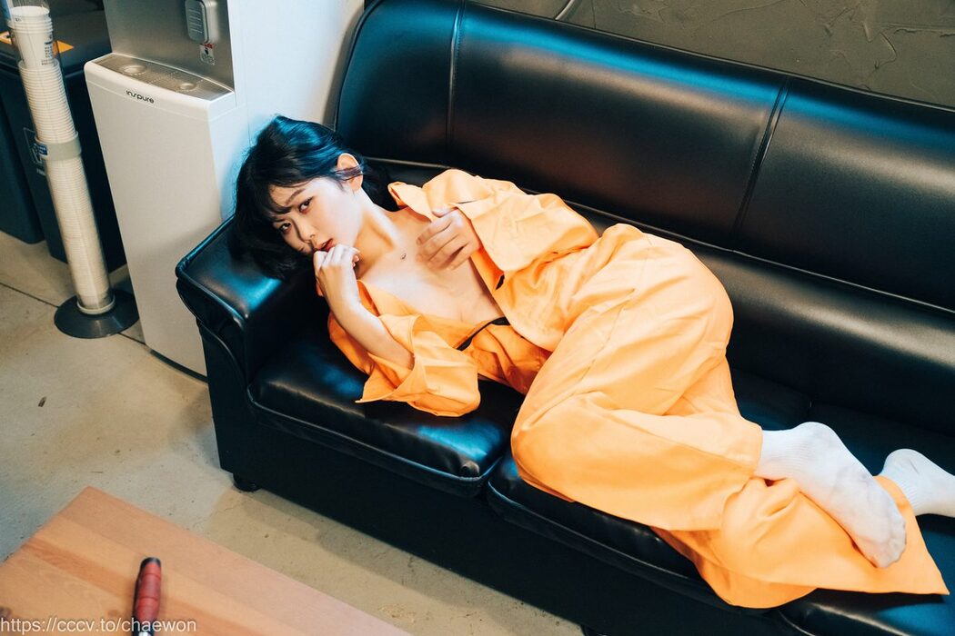 Loozy Zia 지아 – Garage Girl B