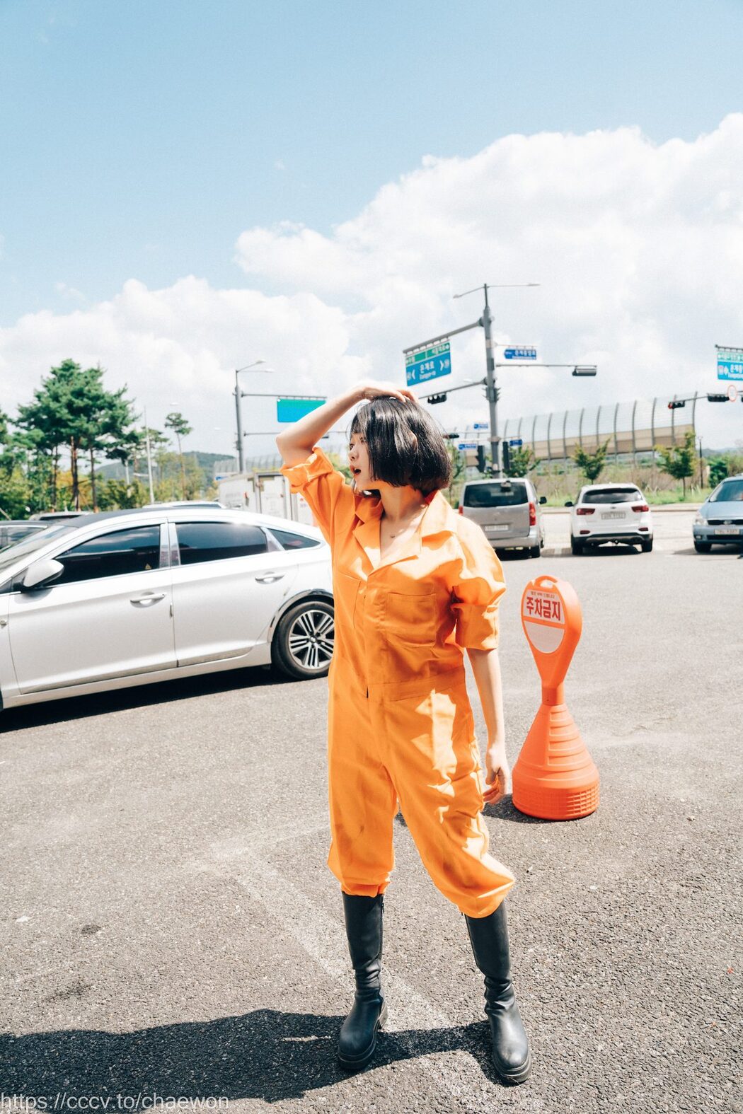 Loozy Zia 지아 – Garage Girl B