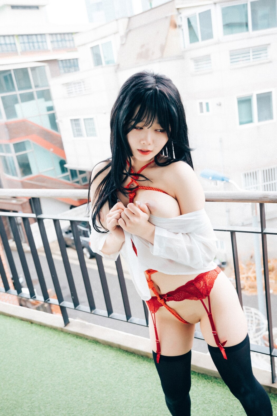 Loozy Zia 지아 – Office slave B