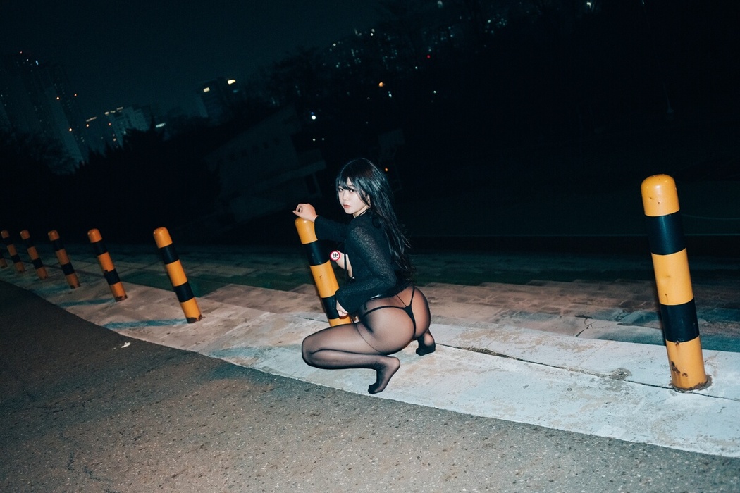 Loozy Zia 지아 – XXX At Night Road A