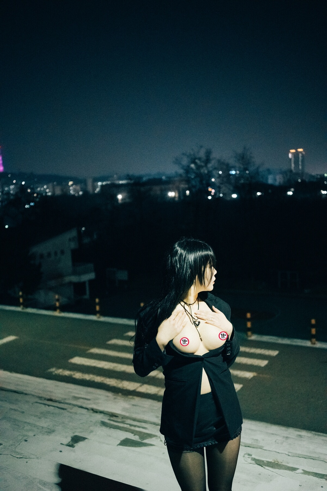 Loozy Zia 지아 – XXX At Night Road A