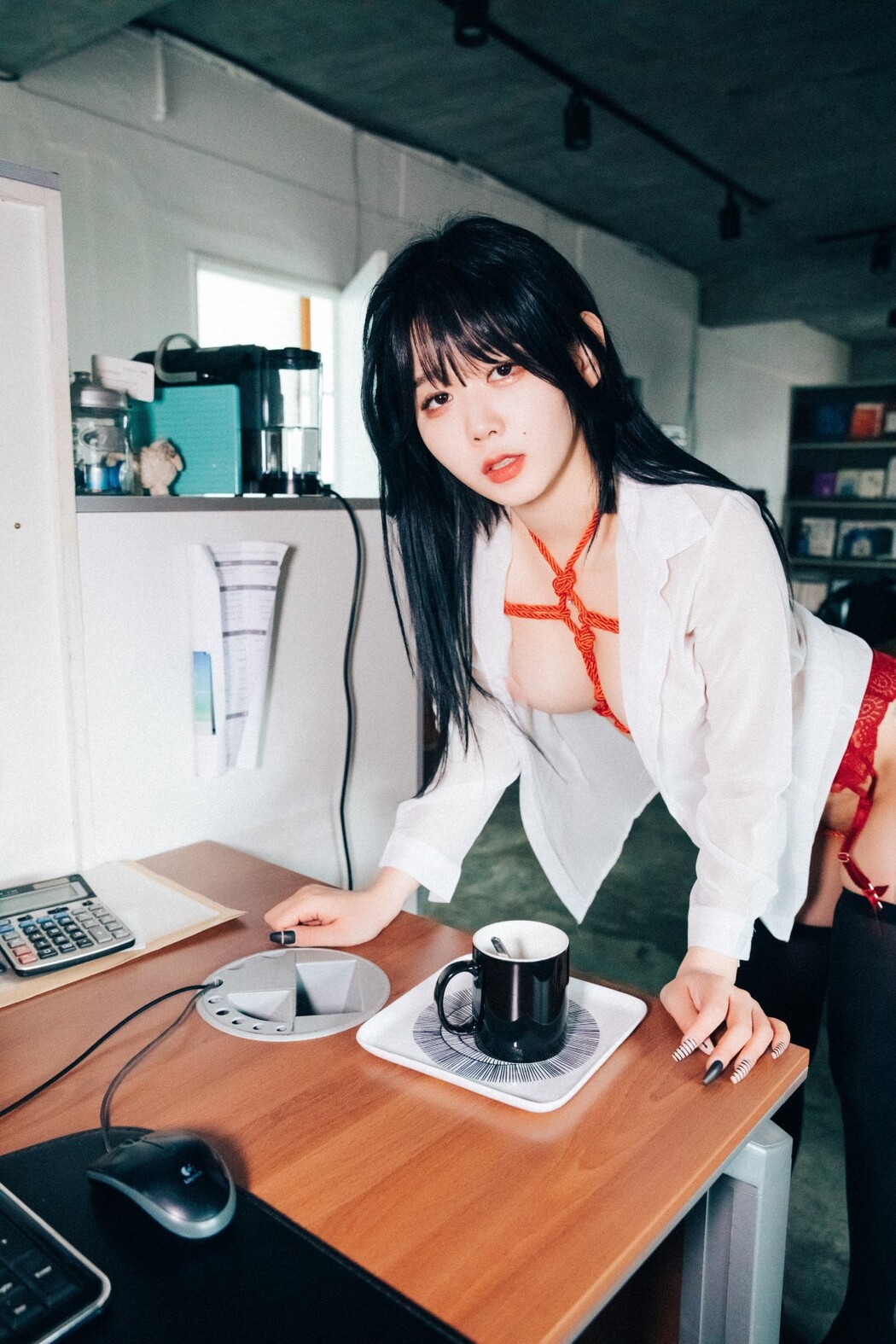 Loozy Zia 지아 – Office slave A