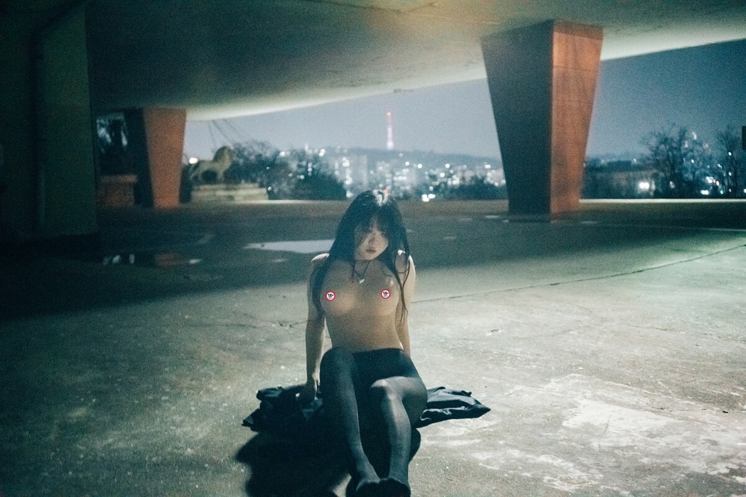 Loozy Zia 지아 – XXX At Night Road A
