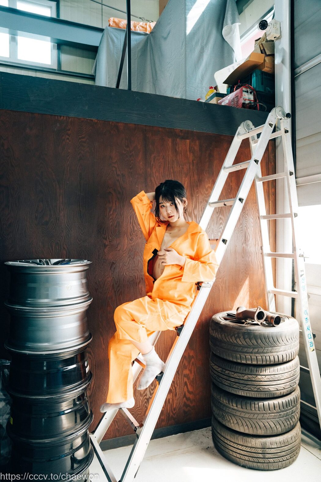 Loozy Zia 지아 – Garage Girl B