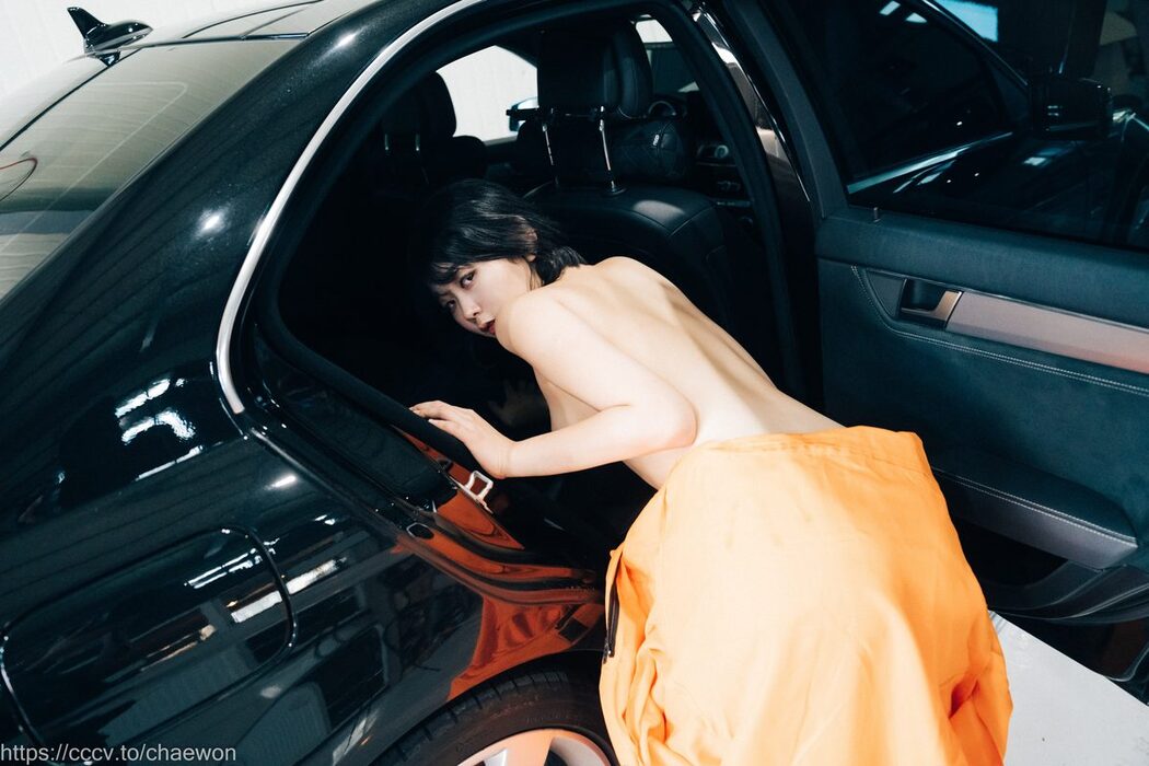 Loozy Zia 지아 – Garage Girl B