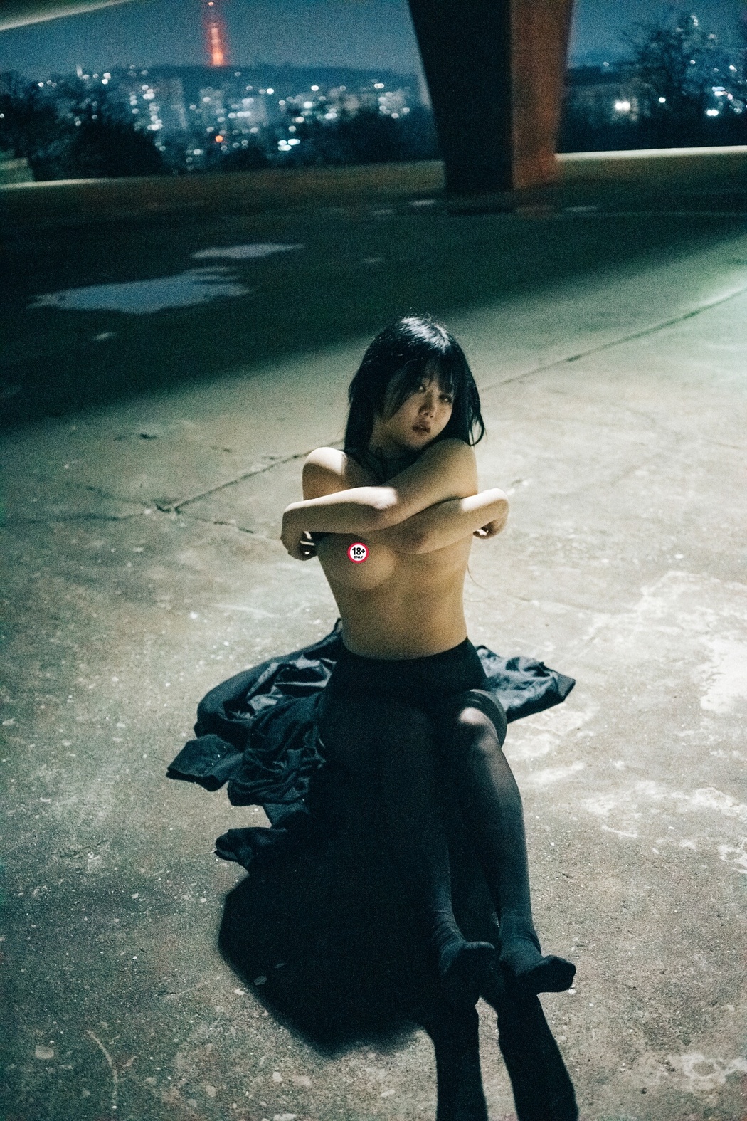 Loozy Zia 지아 – XXX At Night Road A