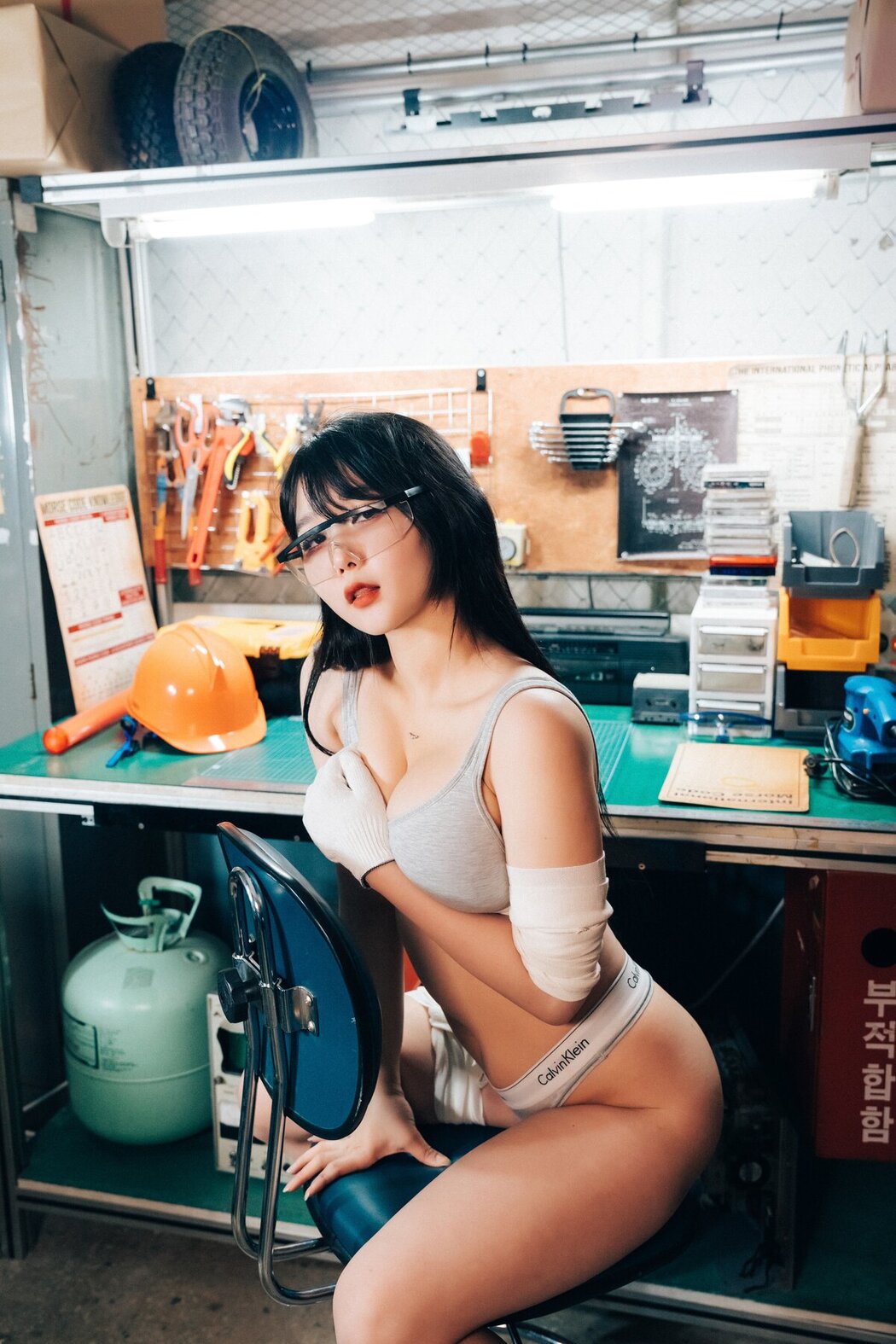 Loozy Zia 지아 – Fetish Girl