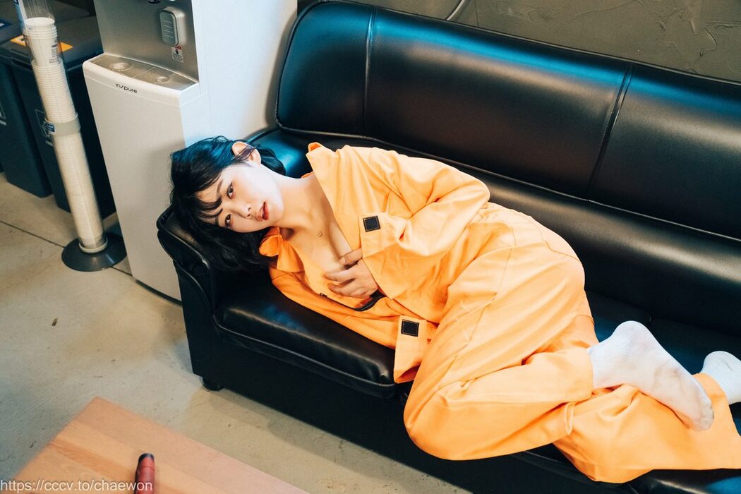 Loozy Zia 지아 – Garage Girl B