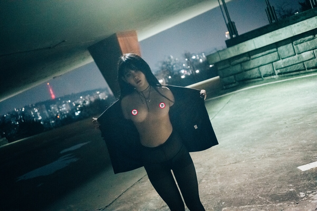 Loozy Zia 지아 – XXX At Night Road A