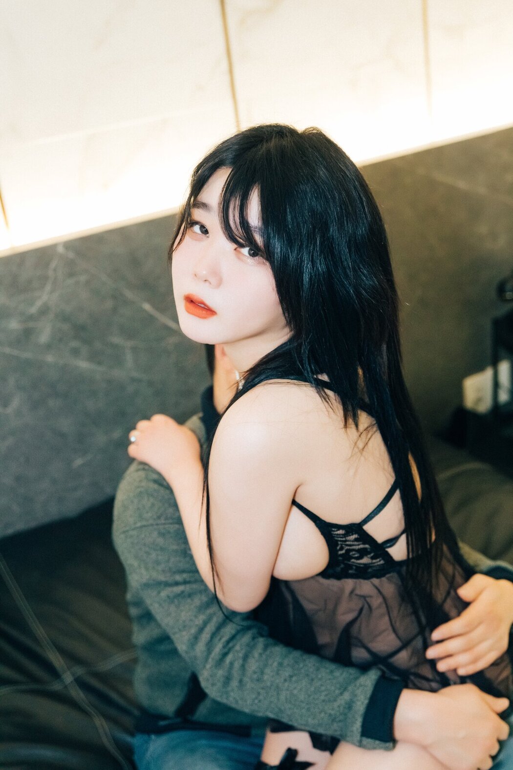 Loozy Zia 지아 – Fan Meeting 02 S.Ver A