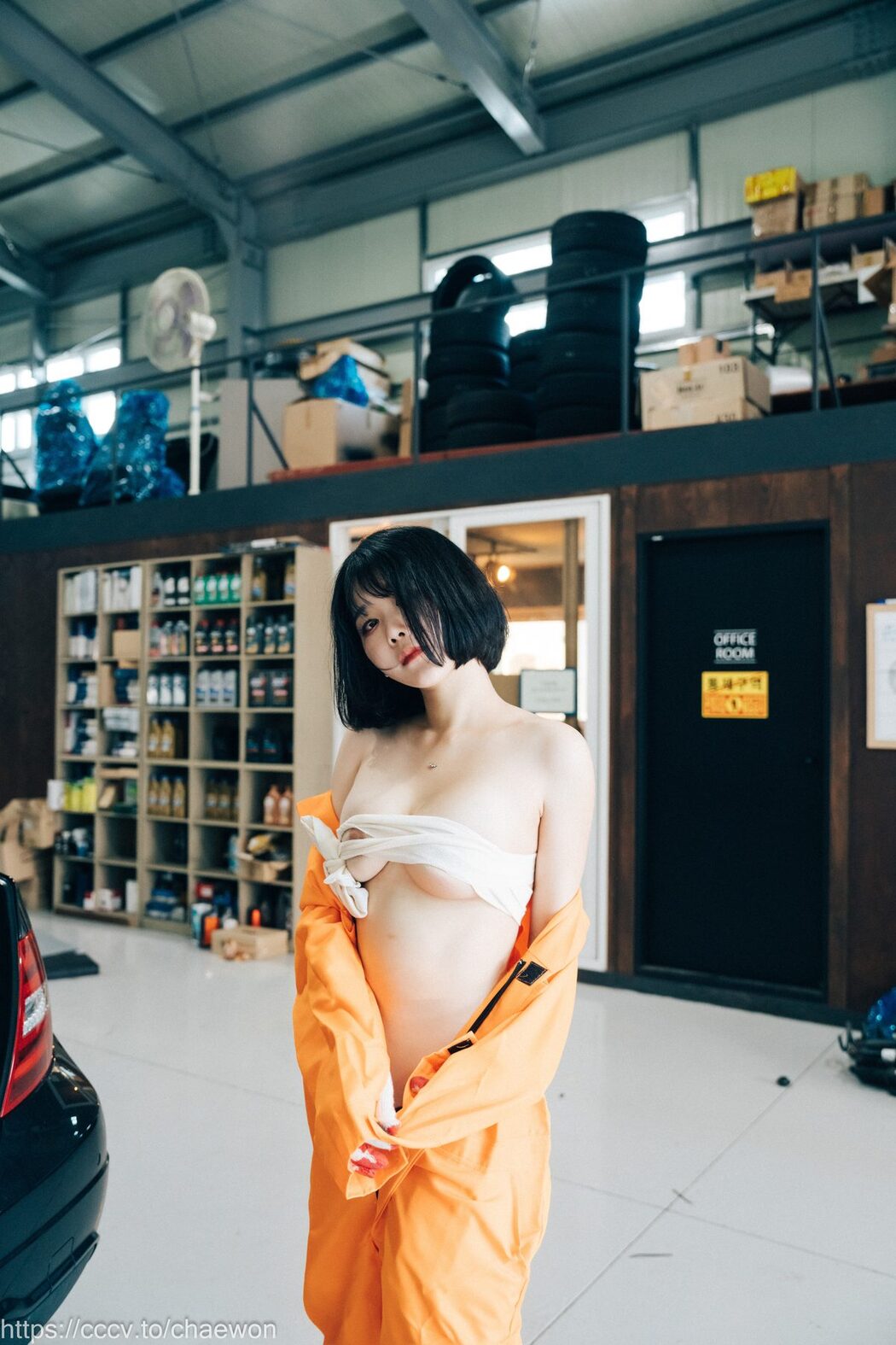 Loozy Zia 지아 – Garage Girl A