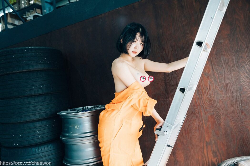 Loozy Zia 지아 – Garage Girl B