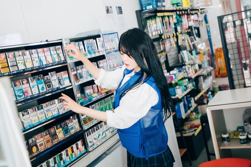 Loozy Zia 지아 – Part Timer S.Ver B