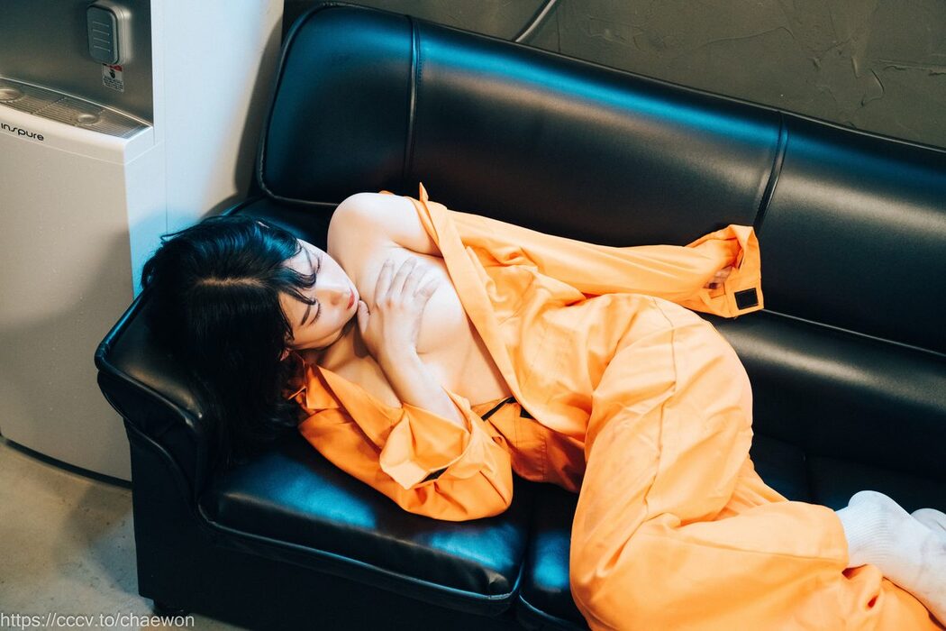 Loozy Zia 지아 – Garage Girl B