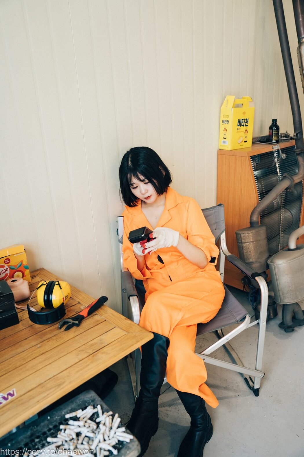 Loozy Zia 지아 – Garage Girl A