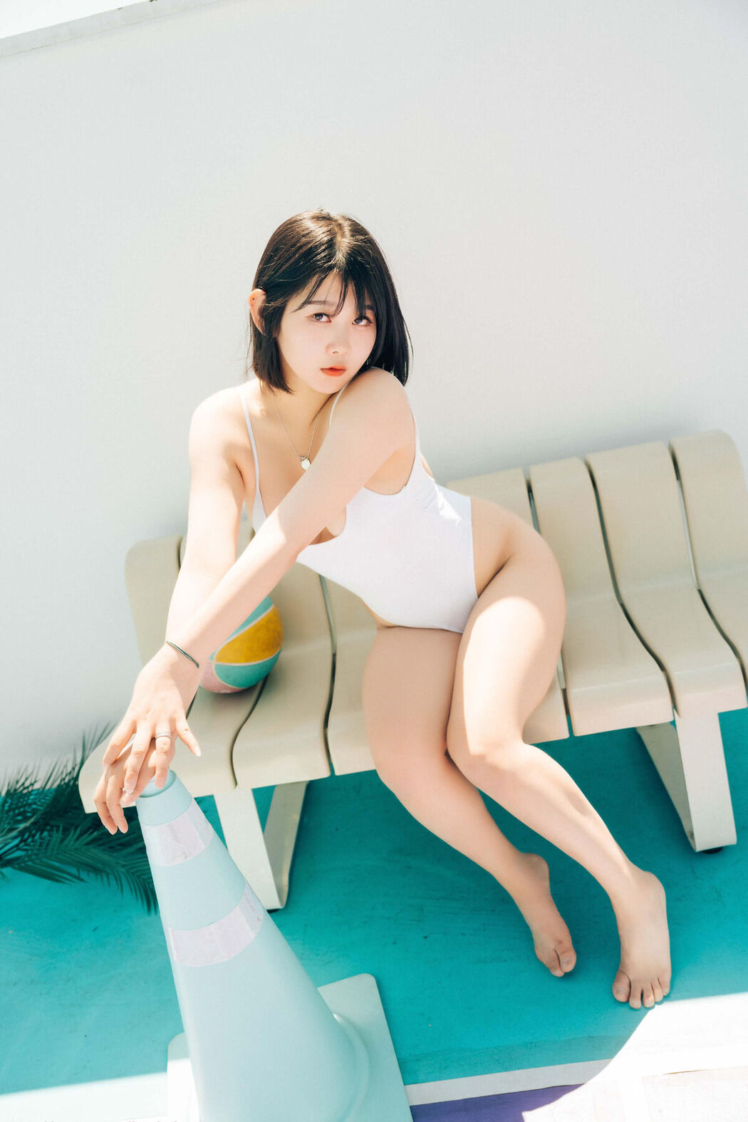 Loozy Zia 지아 – Racket Girl