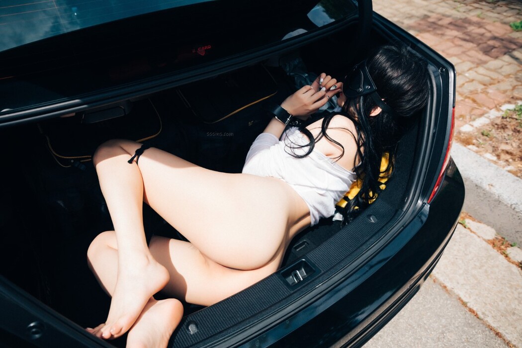 Loozy Zia 지아 – XXX Trip B