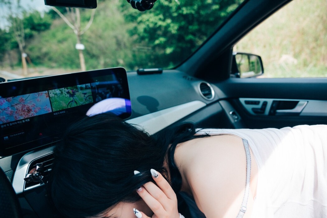 Loozy Zia 지아 – XXX Trip B