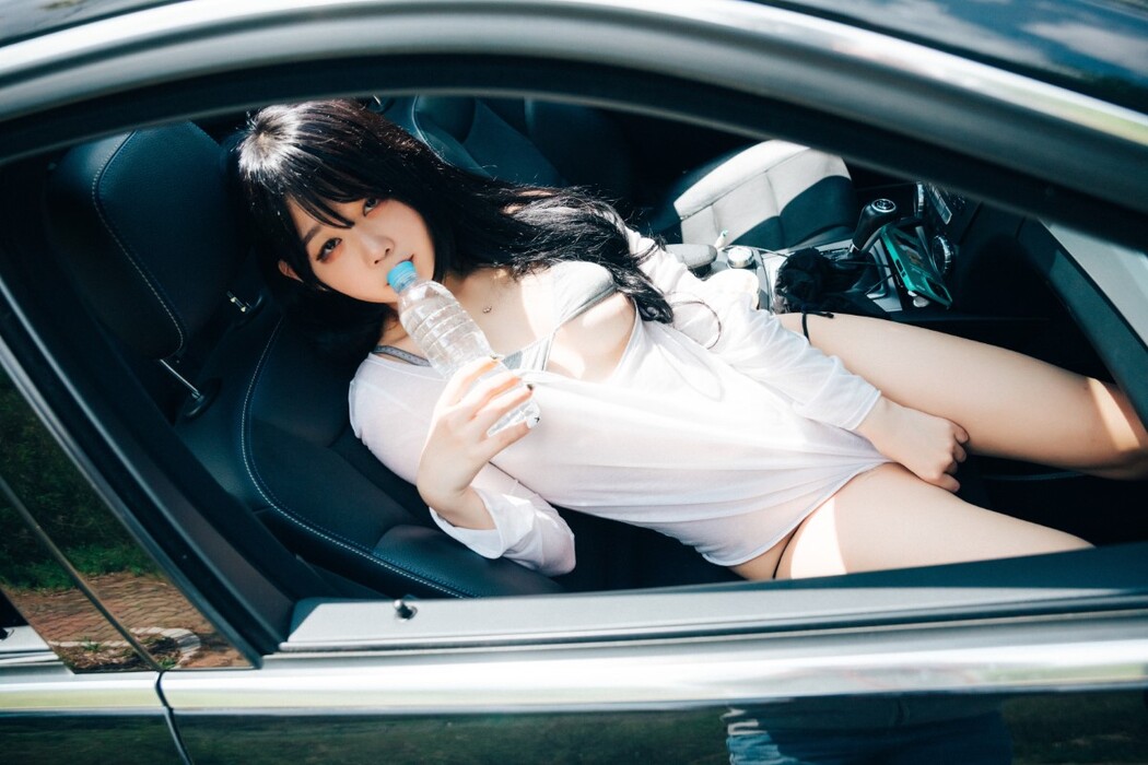 Loozy Zia 지아 – XXX Trip B
