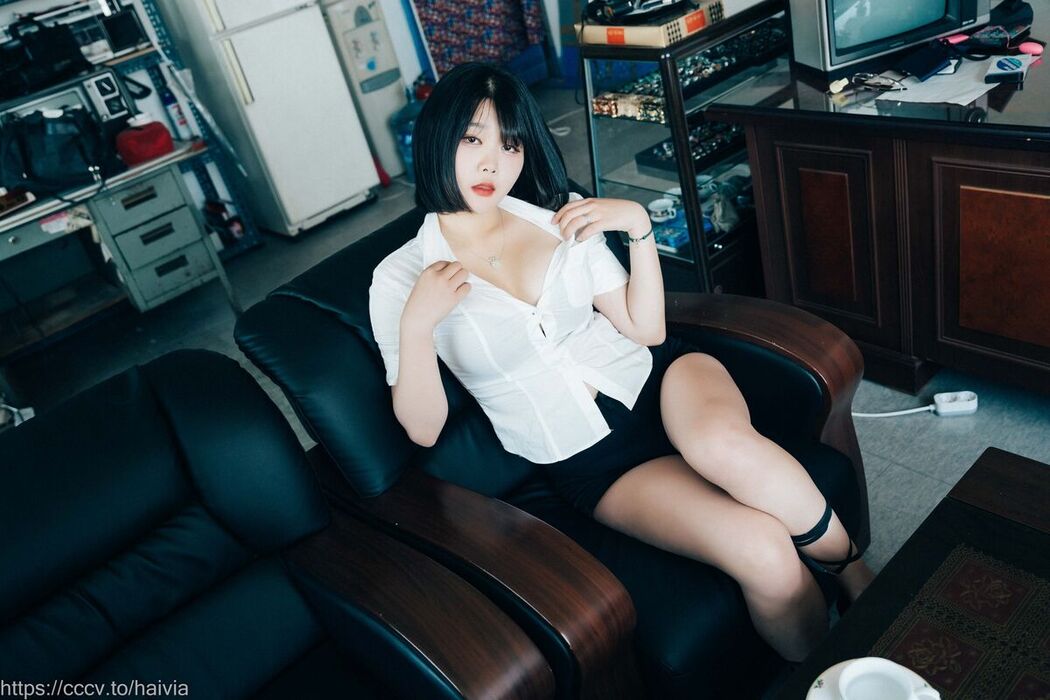 Loozy Zia 지아 – Female Employee Part2