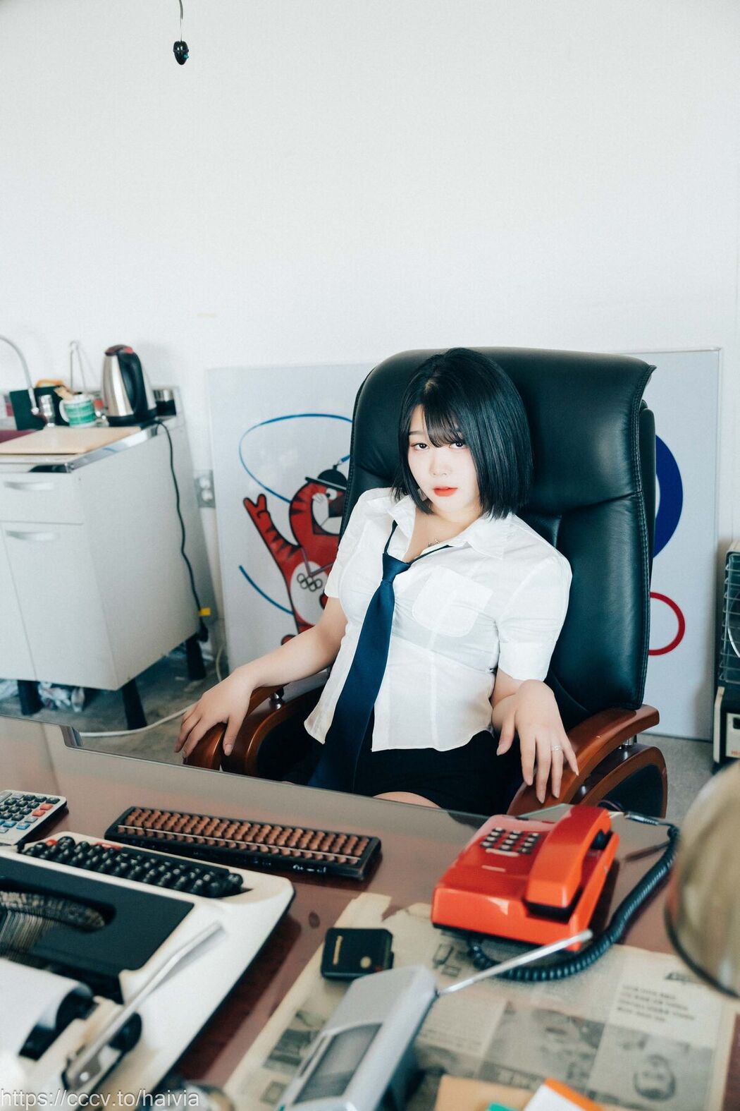 Loozy Zia 지아 – Female Employee Part1