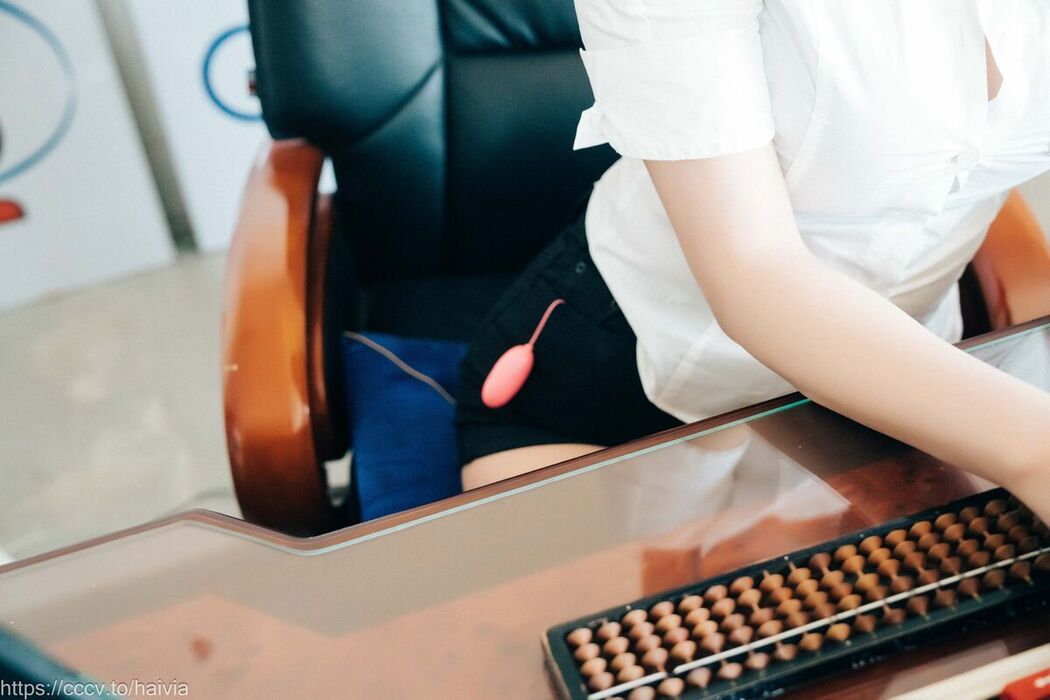 Loozy Zia 지아 – Female Employee Part1